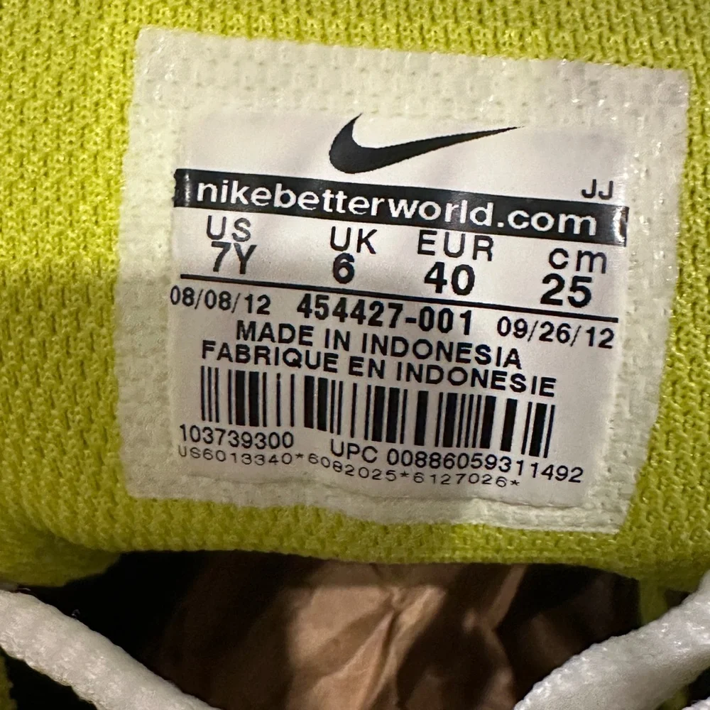 Nike vibrant shoes